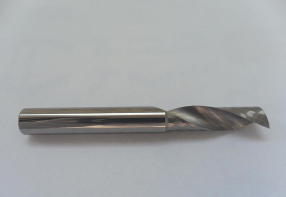 タングステンの超硬合金の切削工具のまっすぐなすねの単一のフルートのエンド ミル